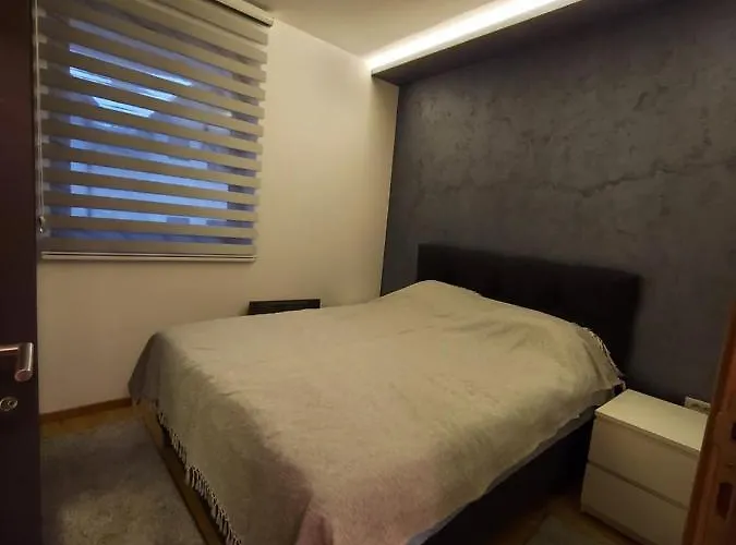 아파트 Grey 즐라티보